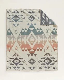 AGATE BEACH BLANKET