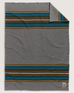 OLYMPIC NATIONAL PARK THROW WITH CARRIER