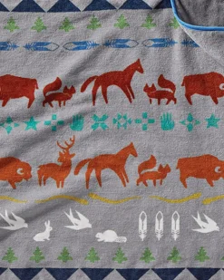 SHARED PATHS HOODED TOWEL